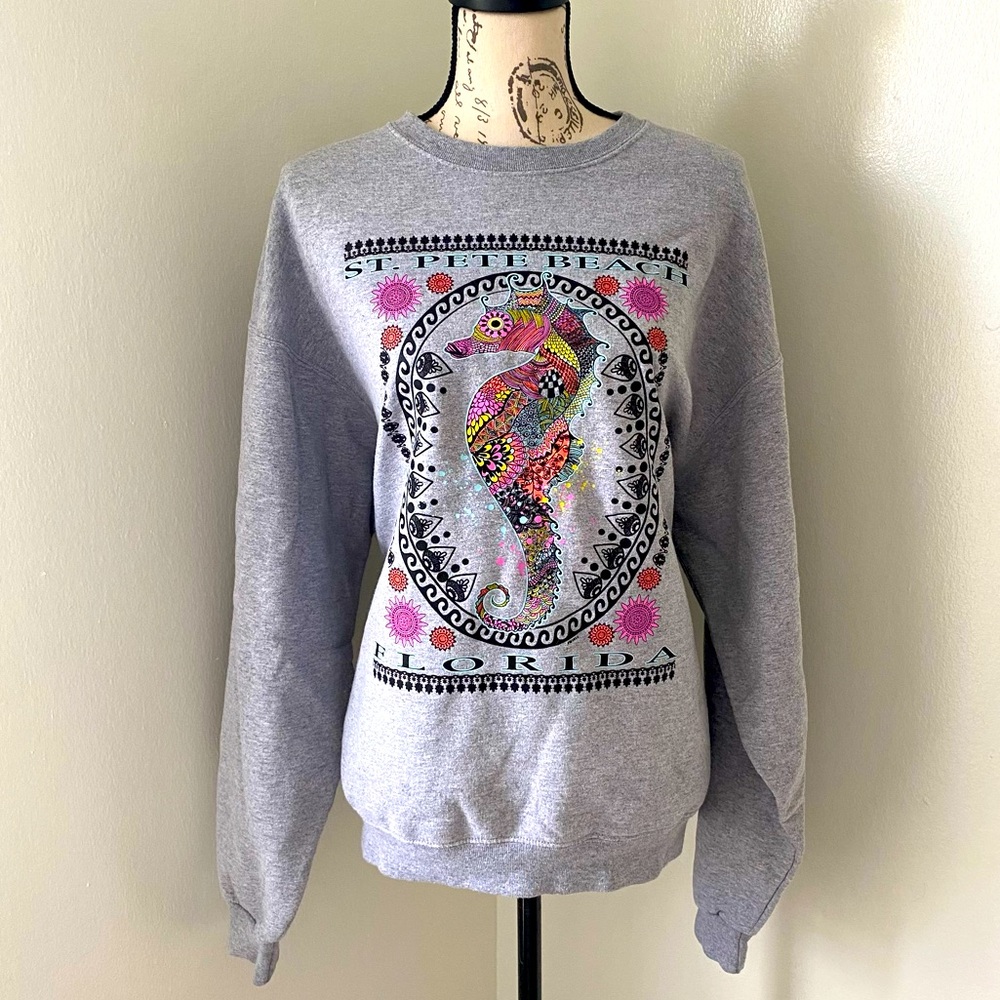 Women’s XL Gray St. Pete Beach, Florida Seahorse Sweatshirt